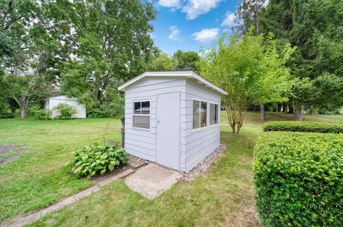 Exterior - 3109 Queen St, Spring Arbor, MI 49283 photo 10 of 13