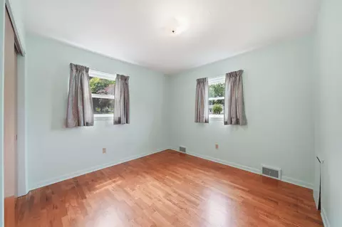 Bedroom - 3109 Queen St, Spring Arbor, MI 49283 photo 1 of 7