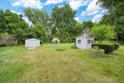 Exterior - 3109 Queen St, Spring Arbor, MI 49283 photo 7 of 13