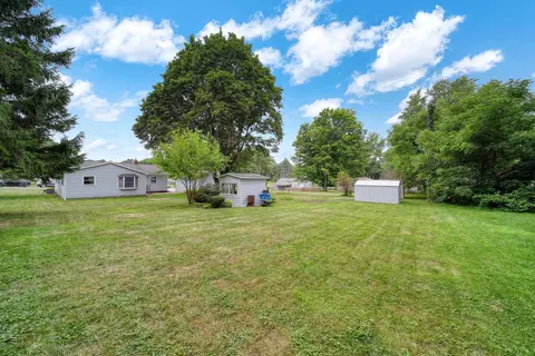 Exterior - 3109 Queen St, Spring Arbor, MI 49283 photo 12 of 13