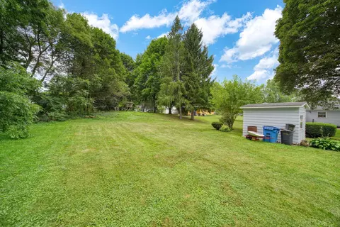 Exterior - 3109 Queen St, Spring Arbor, MI 49283 photo 11 of 13