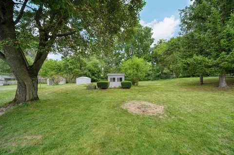 Exterior - 3109 Queen St, Spring Arbor, MI 49283 photo 6 of 13