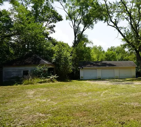 Exterior - 433 E South St, Jackson, MI 49203 photo 3 of 7