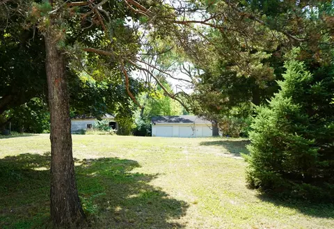 Exterior - 433 E South St, Jackson, MI 49203 photo 7 of 7