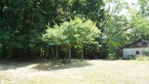 Exterior - 433 E South St, Jackson, MI 49203 photo 2 of 7