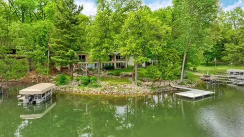 Exterior - 11901 Killarny Cir, Jerome, MI 49249 photo 32 of 35