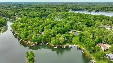 View/Area - 11901 Killarny Cir, Jerome, MI 49249 photo 4 of 12