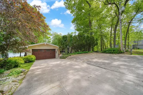Exterior - 11901 Killarny Cir, Jerome, MI 49249 photo 33 of 35