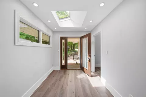 Entry Way - 11901 Killarny Cir, Jerome, MI 49249 photo 1 of 6