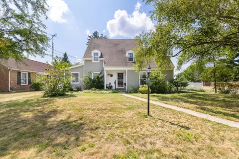 Exterior - 1100 S Webster St, Jackson, MI 49203 photo 4 of 12