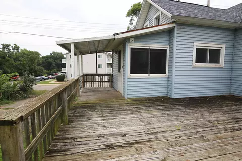 Exterior - 406 Spring St, Three Rivers, MI 49093 photo 2 of 3
