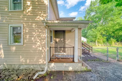 Exterior - 720 Jasper St, Jackson, MI 49203 photo 1 of 7