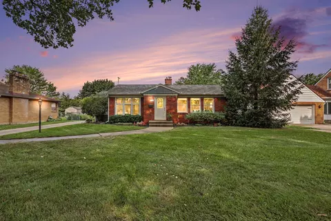 2559 Foster Ave NE, Grand Rapids, MI 49505