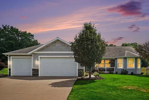 6778 Chancery Dr SE, Alto, MI 49302