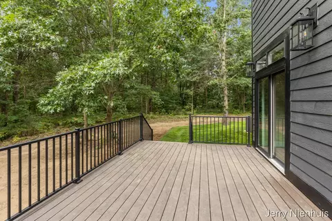 Exterior - 5846 113th Ave, Pullman, MI 49450 photo 6 of 11