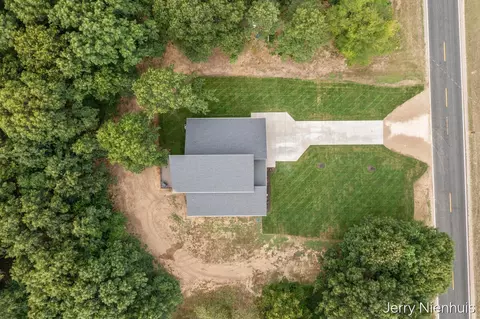 View/Area - 5846 113th Ave, Pullman, MI 49450 photo 2 of 3