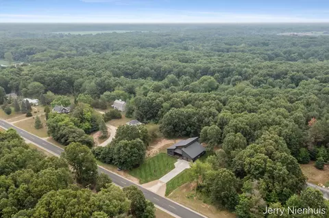 View/Area - 5846 113th Ave, Pullman, MI 49450 photo 1 of 3
