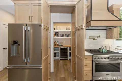 Kitchen - 5846 113th Ave, Pullman, MI 49450 photo 7 of 7