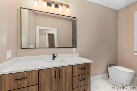 Bath - 5846 113th Ave, Pullman, MI 49450 photo 3 of 4