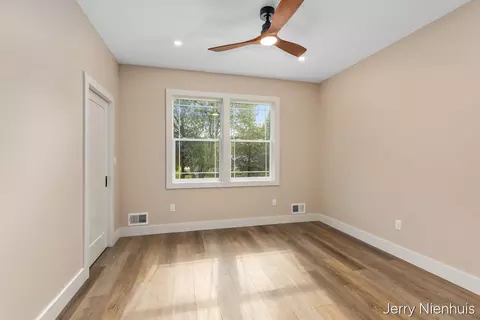 Bedroom - 5846 113th Ave, Pullman, MI 49450 photo 4 of 4