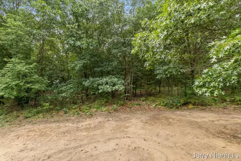 Exterior - 5846 113th Ave, Pullman, MI 49450 photo 10 of 11