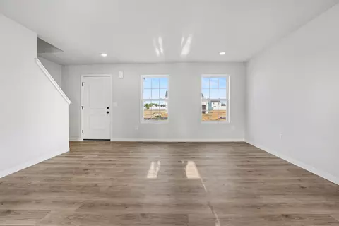 Living - 1663 Aspen Trl, Otsego, MI 49078 photo 1 of 4