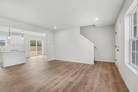 Living - 1663 Aspen Trl, Otsego, MI 49078 photo 2 of 4