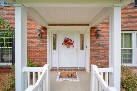 Exterior - 5168 W Bluestone St, Jackson, MI 49201 photo 5 of 21