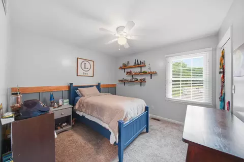 Bedroom - 5168 W Bluestone St, Jackson, MI 49201 photo 3 of 8