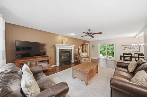 Living - 5168 W Bluestone St, Jackson, MI 49201 photo 4 of 4