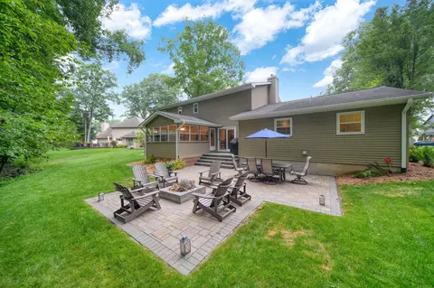 Exterior - 5168 W Bluestone St, Jackson, MI 49201 photo 10 of 21
