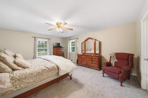 Bedroom - 5168 W Bluestone St, Jackson, MI 49201 photo 1 of 8