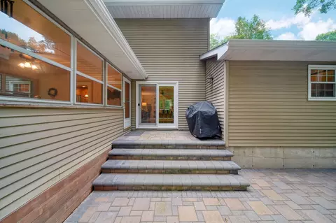 Exterior - 5168 W Bluestone St, Jackson, MI 49201 photo 12 of 21