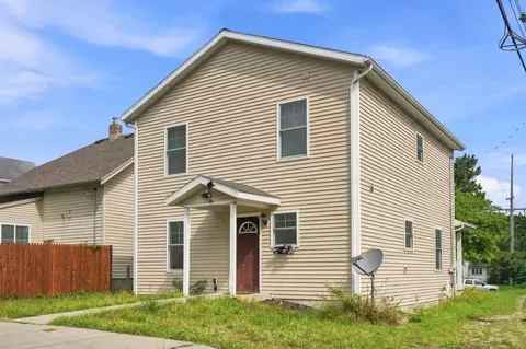 1166 Lee St SW, Wyoming, MI 49509