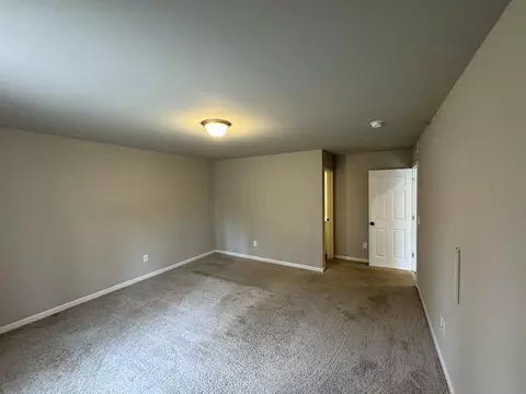 Bedroom - 516 Macdonough St, Jackson, MI 49201 photo 2 of 6