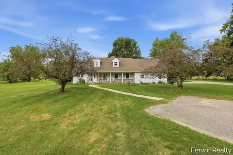 1313 64th St SW, Byron Center, MI 49315