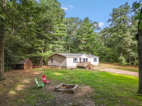 2197 E Cedar St, Newaygo, MI 49337 photo 2