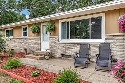 1235 Sumac St, Muskegon, MI 49445