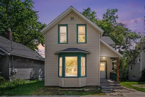 40 Mack Ave NE, Grand Rapids, MI 49503