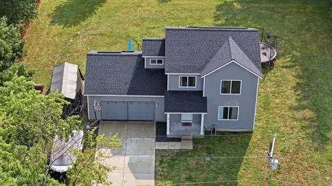 Exterior - 30 Ecklund St, Sparta, MI 49345 photo 4 of 10
