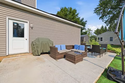 Exterior - 30 Ecklund St, Sparta, MI 49345 photo 5 of 10
