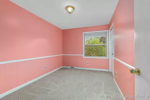 7520 Windgate Dr, Jenison, MI 49428 photo 17