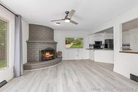 7520 Windgate Dr, Jenison, MI 49428 photo 5