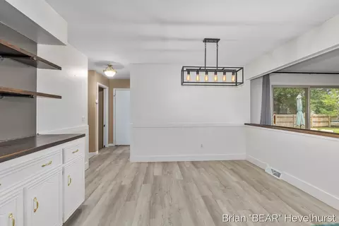 7520 Windgate Dr, Jenison, MI 49428 photo 11