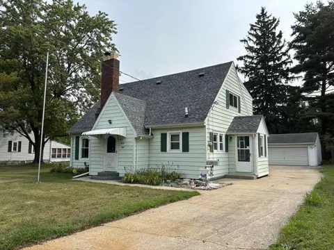328 Miller Ave, Battle Creek, MI 49037