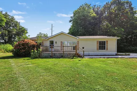 17048 Bond St, Nunica, MI 49448
