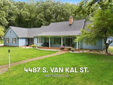 4487 S Van Kal St, Mattawan, MI 49071