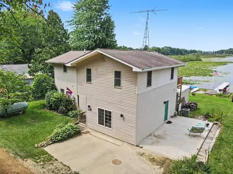 Exterior - 51156 Maple Rd, Marcellus, MI 49067 photo 4 of 5