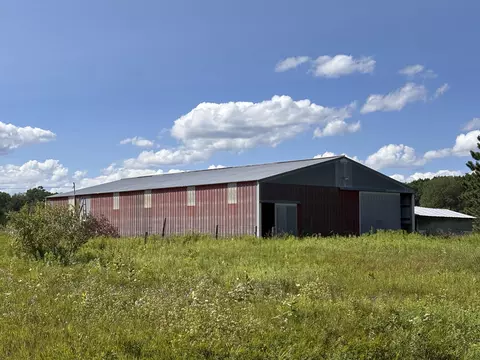 900 S Stout Rd, Glennie, MI 48737