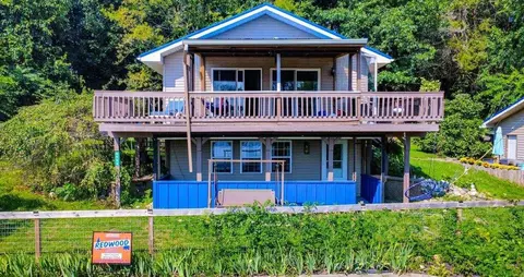 Exterior - 5656 Paradise Dr, Reading, MI 49274 photo 1 of 4